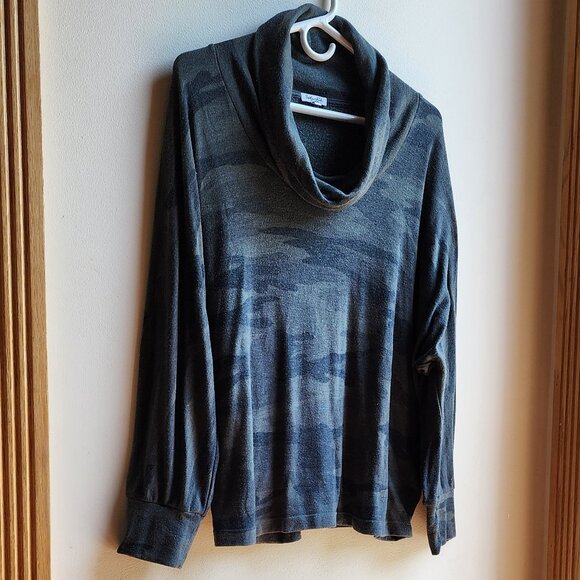 Splendid Green/Gray Camo Cowl Neck Jersey Size XL - Picture 9 of 16